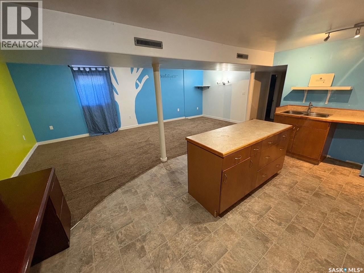 1202 East Centre, Saskatoon, Saskatchewan  S7J 3A7 - Photo 7 - SK023902