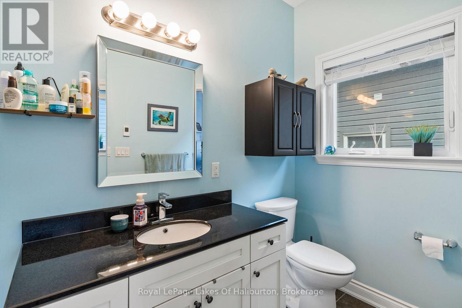 9 Webb Circle, Dysart Et Al, Ontario  K0M 1S0 - Photo 19 - X12475965