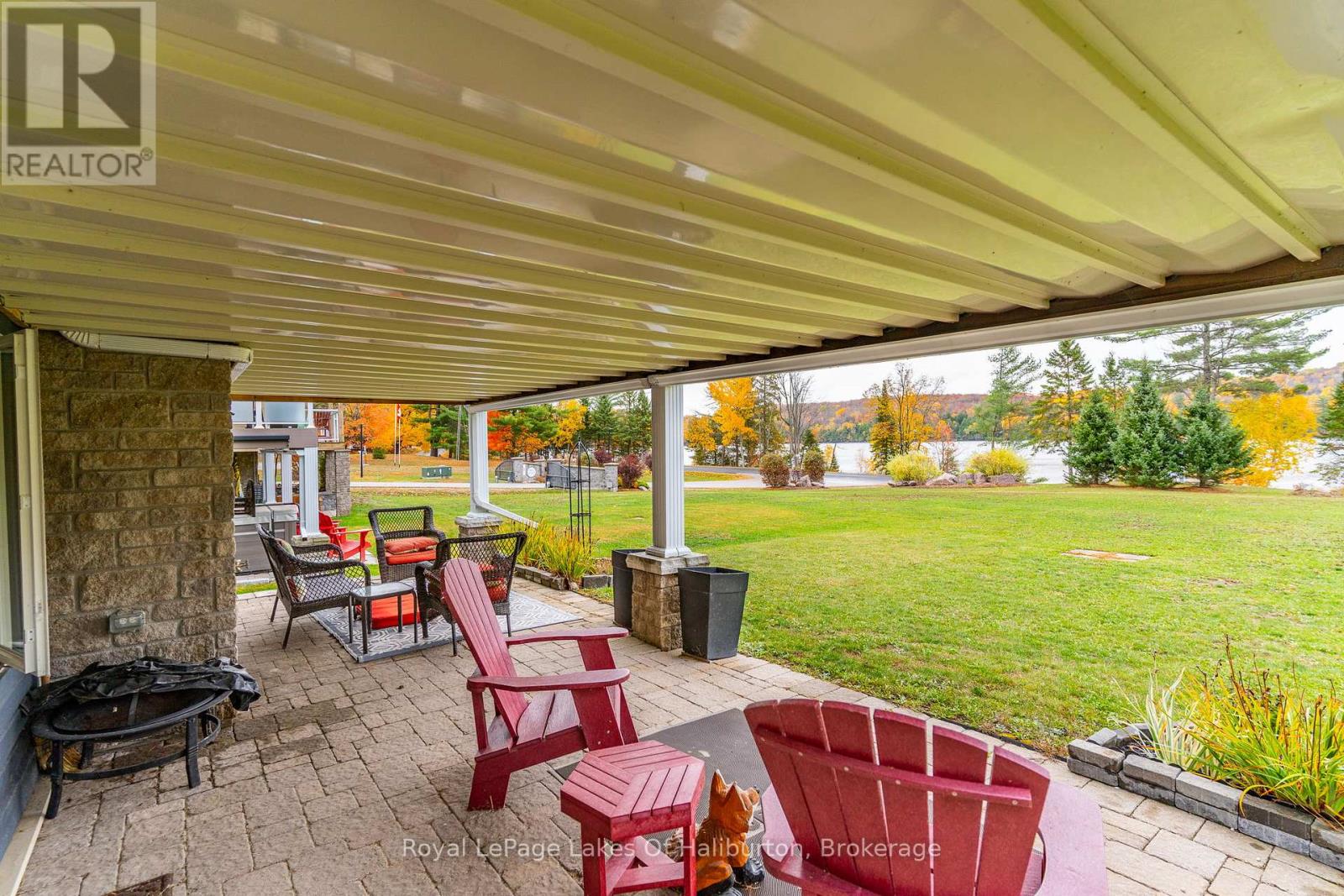 9 Webb Circle, Dysart Et Al, Ontario  K0M 1S0 - Photo 32 - X12475965