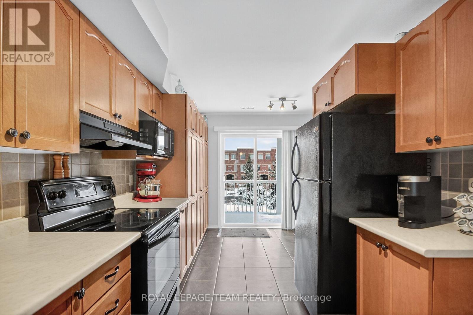 144 Berrigan Drive, Ottawa, Ontario  K2J 0J4 - Photo 6 - X12536810