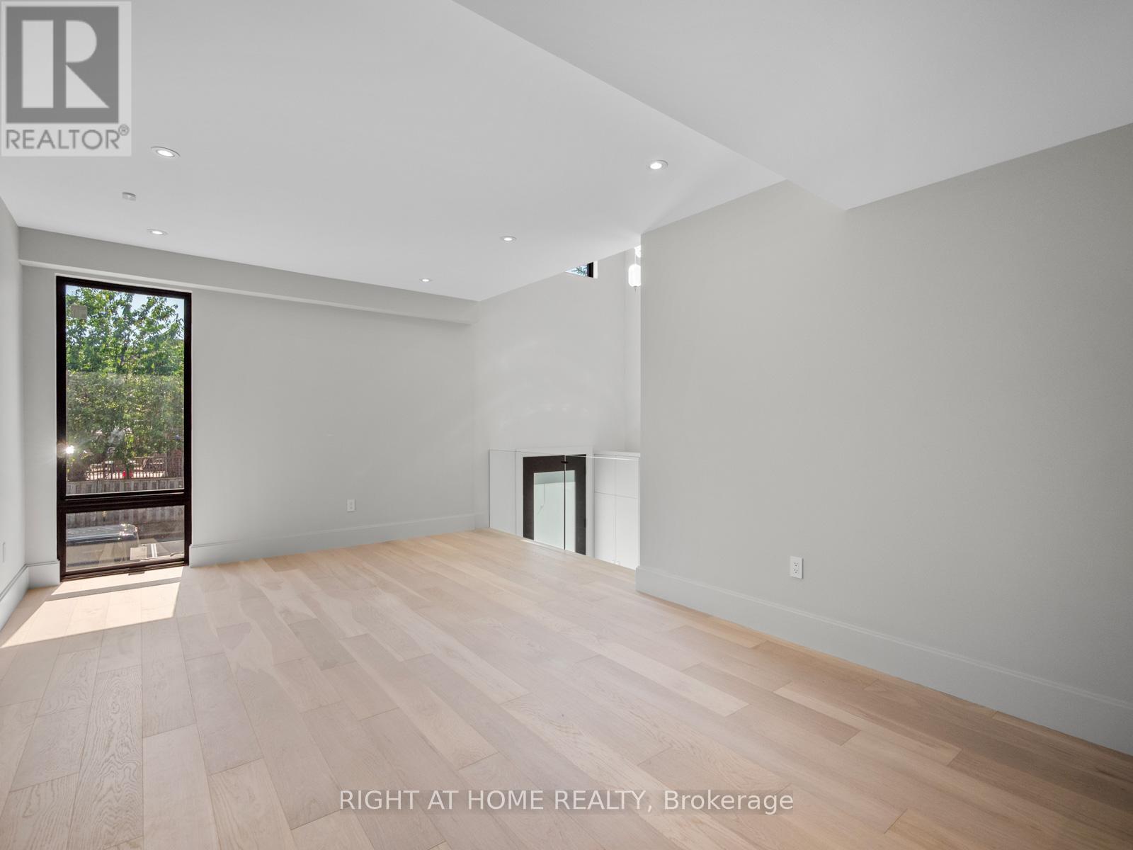 57 Alameda Avenue, Toronto, Ontario  M6C 3W3 - Photo 18 - C12537322