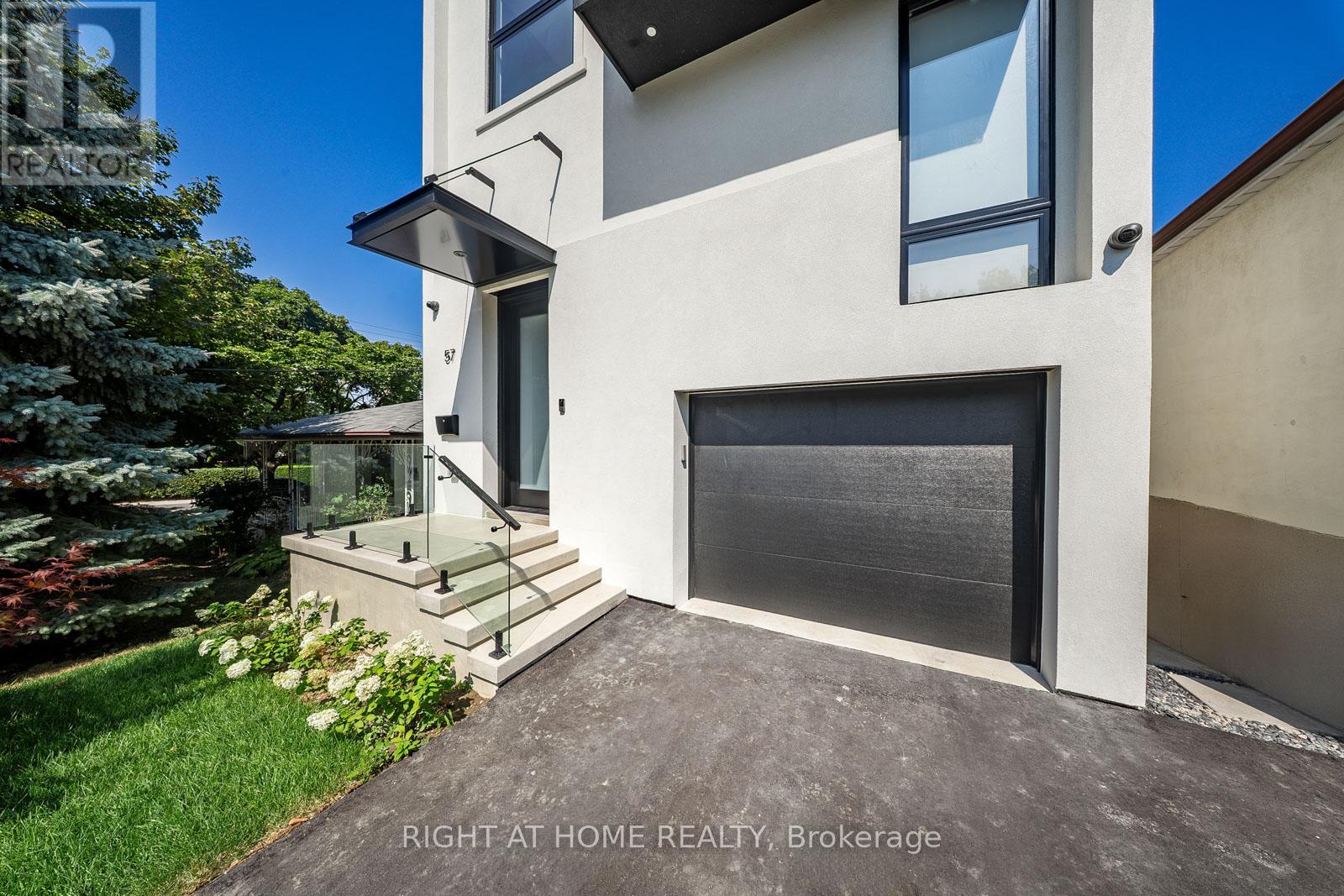 57 Alameda Avenue, Toronto, Ontario  M6C 3W3 - Photo 2 - C12537322