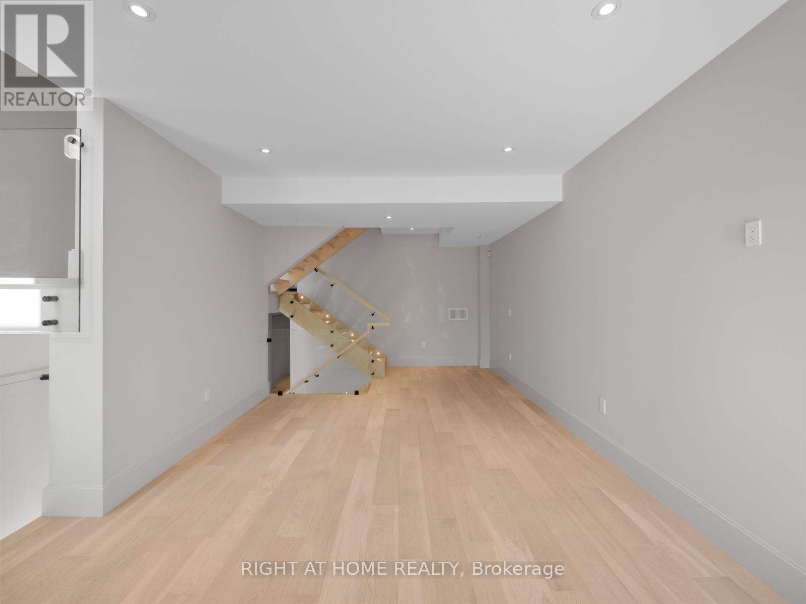 57 Alameda Avenue, Toronto, Ontario  M6C 3W3 - Photo 20 - C12537322