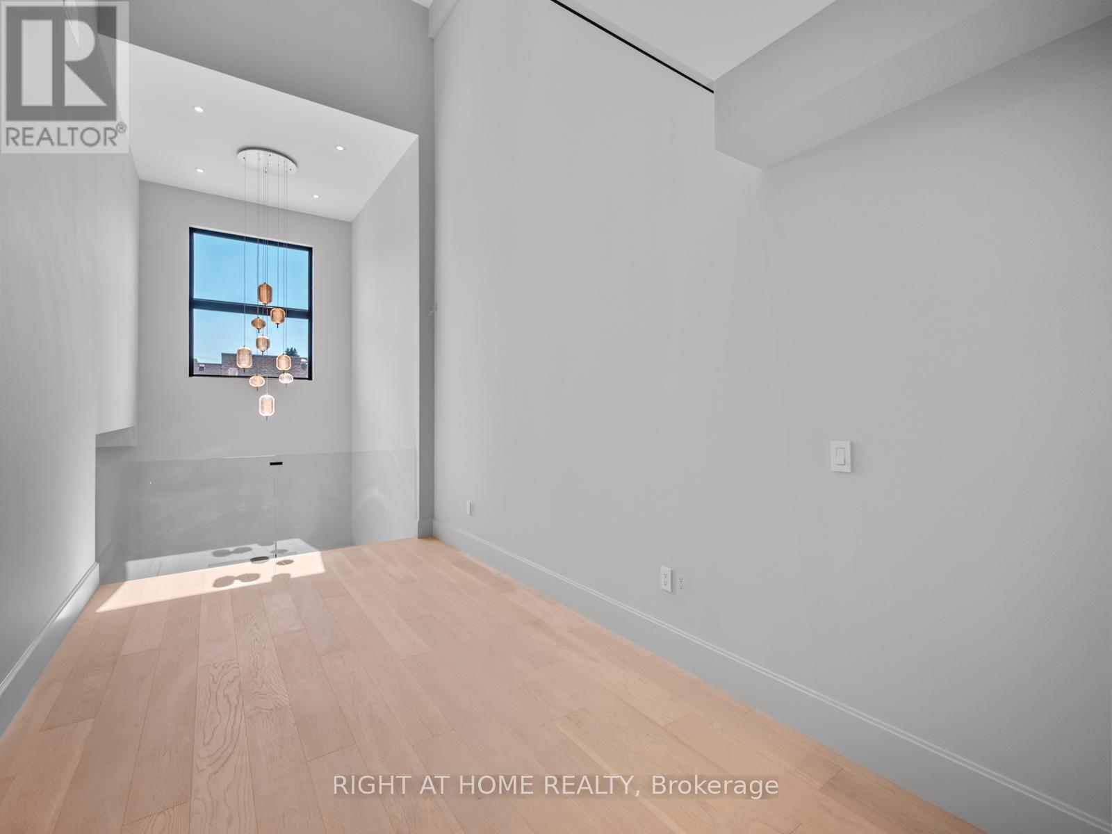 57 Alameda Avenue, Toronto, Ontario  M6C 3W3 - Photo 22 - C12537322