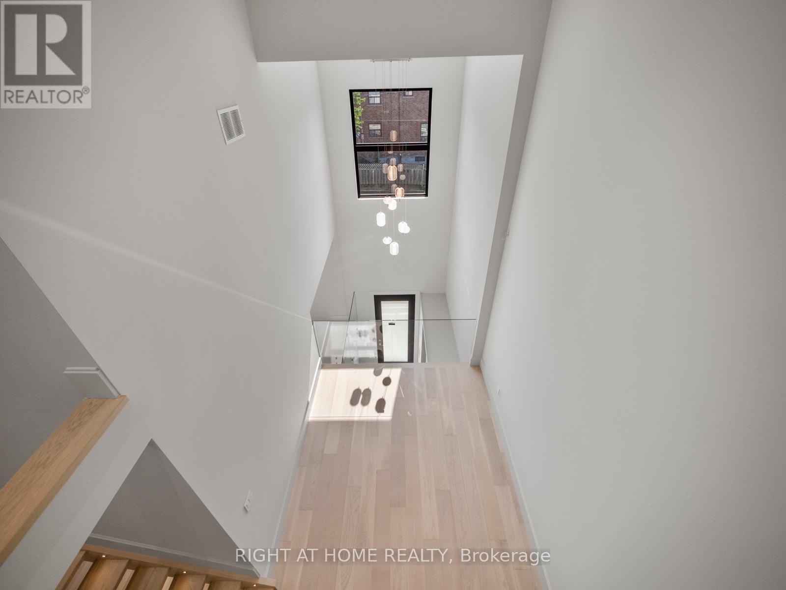 57 Alameda Avenue, Toronto, Ontario  M6C 3W3 - Photo 35 - C12537322