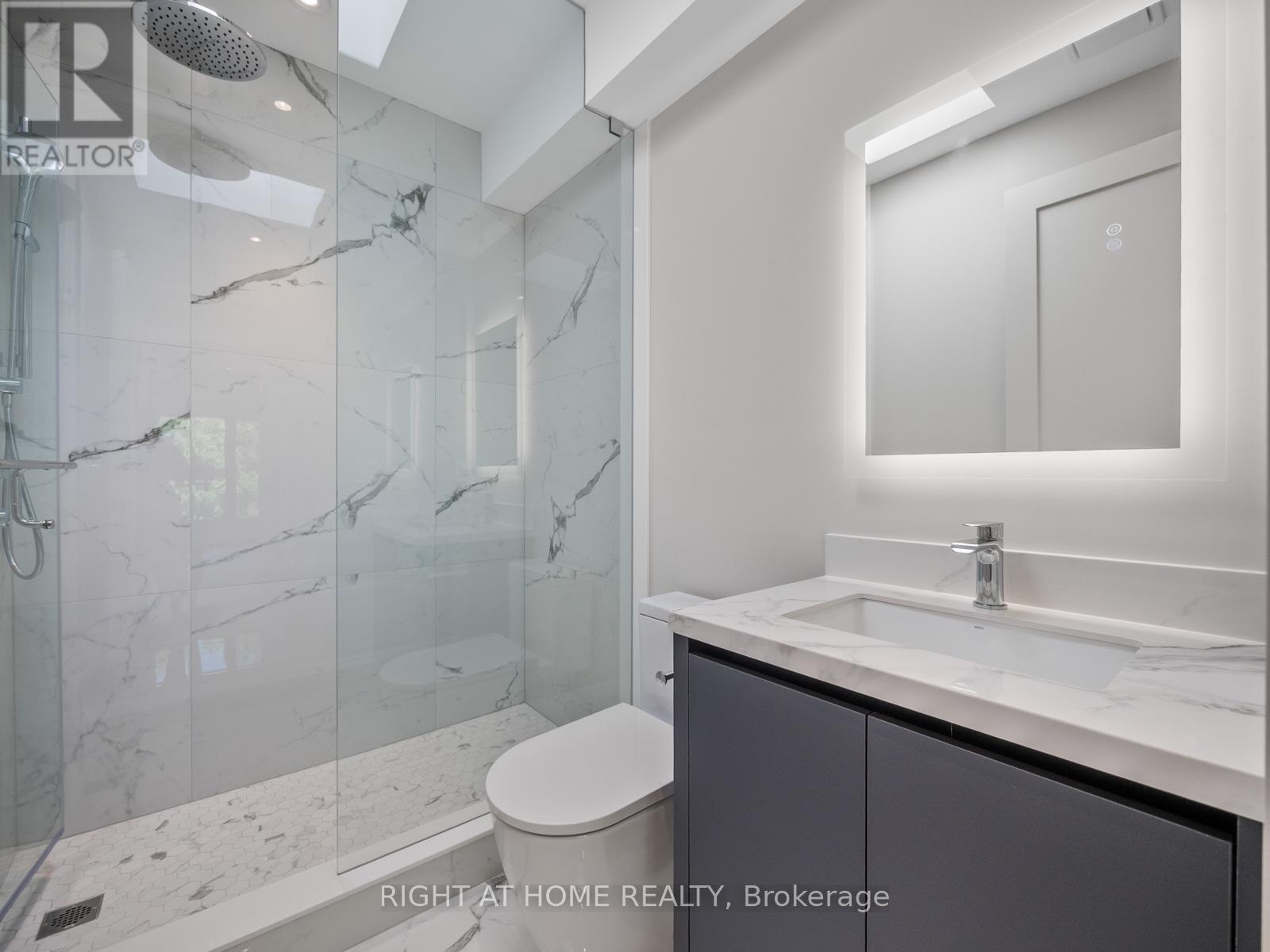 57 Alameda Avenue, Toronto, Ontario  M6C 3W3 - Photo 38 - C12537322