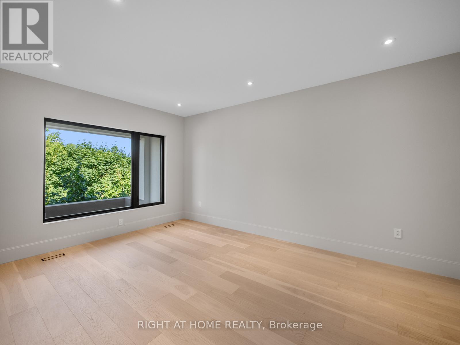 57 Alameda Avenue, Toronto, Ontario  M6C 3W3 - Photo 39 - C12537322