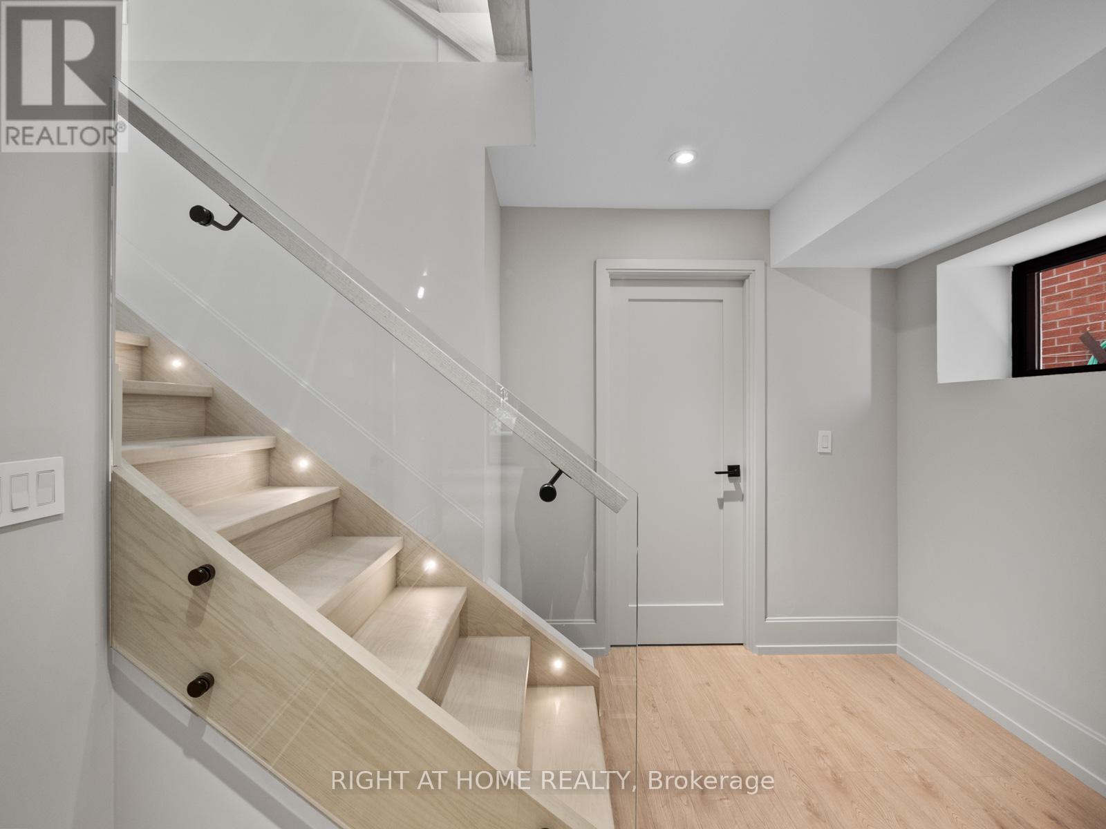 57 Alameda Avenue, Toronto, Ontario  M6C 3W3 - Photo 42 - C12537322