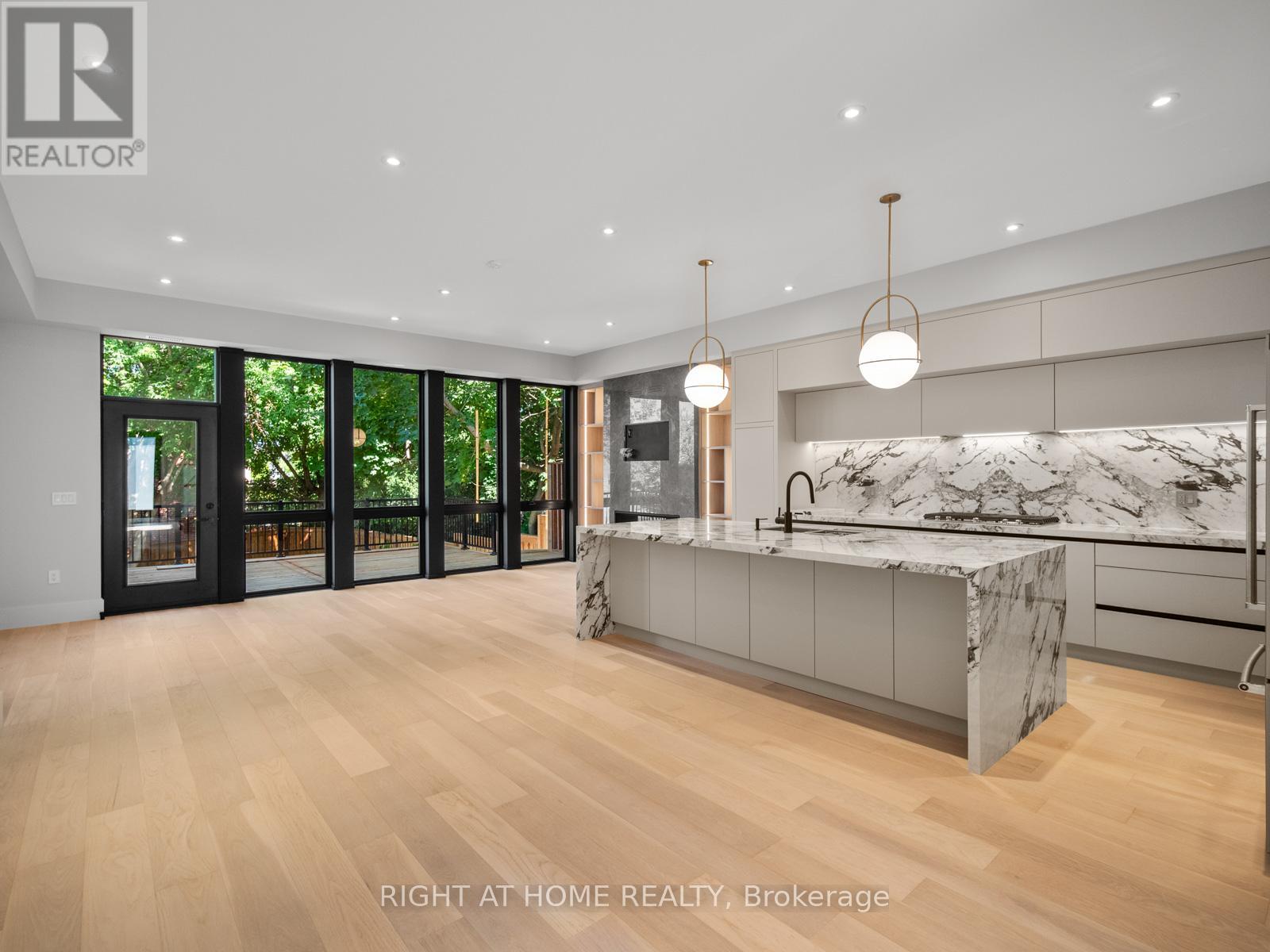 57 Alameda Avenue, Toronto, Ontario  M6C 3W3 - Photo 5 - C12537322