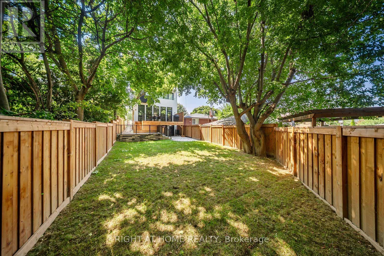 57 Alameda Avenue, Toronto, Ontario  M6C 3W3 - Photo 50 - C12537322