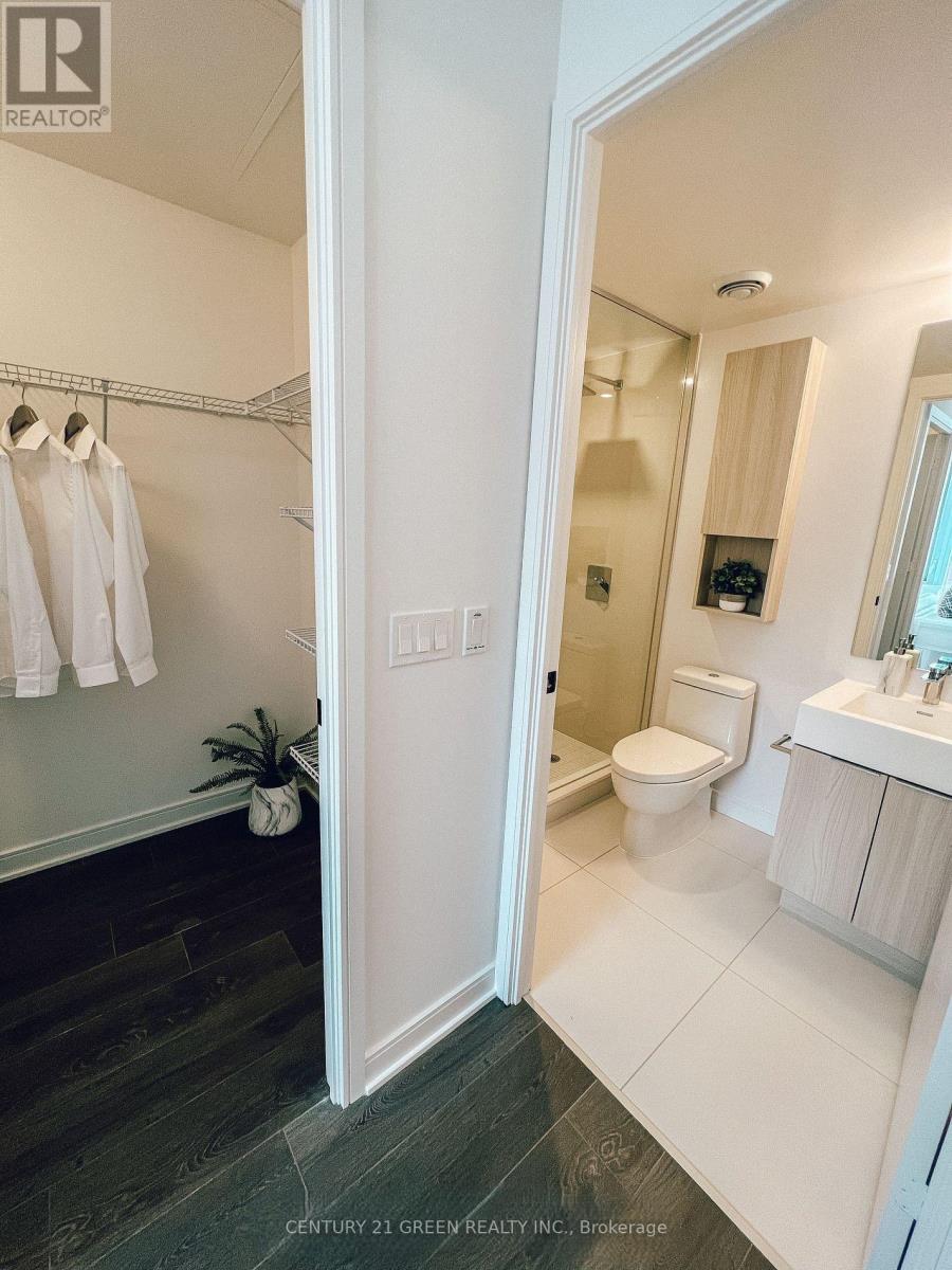 S549 - 180 Mill Street, Toronto, Ontario  M5A 0V7 - Photo 5 - C12537384