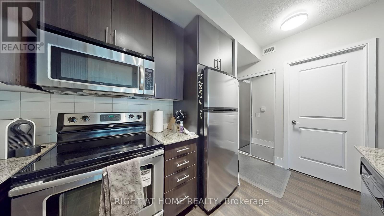 907 - 560 Front Street W, Toronto, Ontario  M5V 1C1 - Photo 5 - C12537414