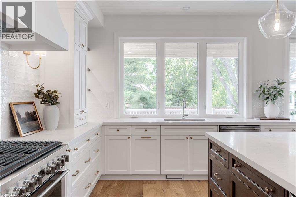 684 Peele Boulevard, Burlington, Ontario  L7R 3B9 - Photo 18 - 40787707