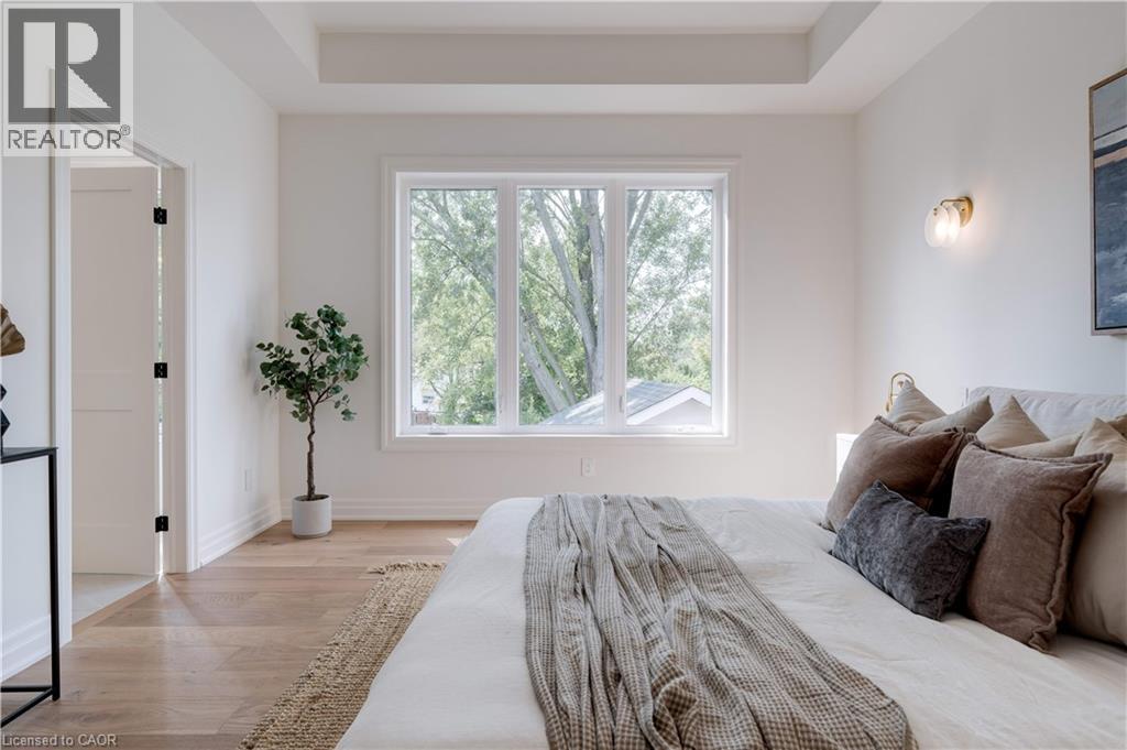 684 Peele Boulevard, Burlington, Ontario  L7R 3B9 - Photo 24 - 40787707