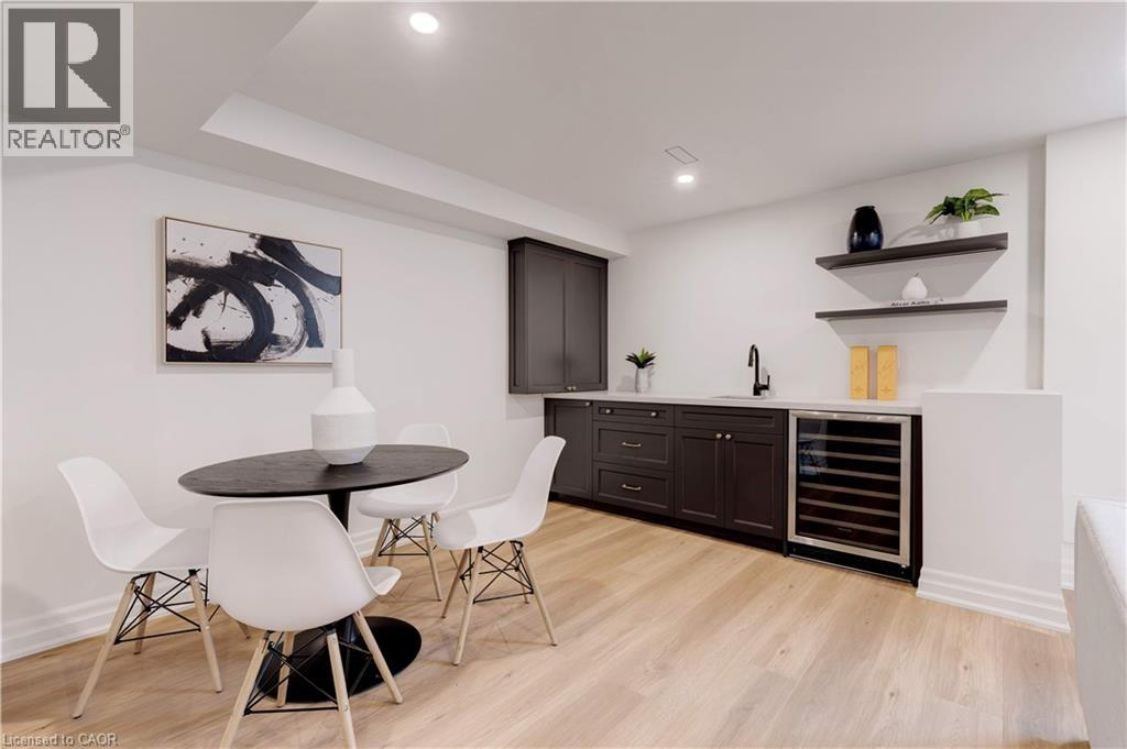 684 Peele Boulevard, Burlington, Ontario  L7R 3B9 - Photo 41 - 40787707