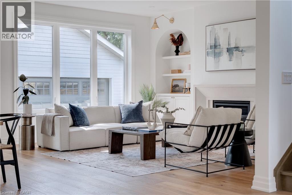 684 Peele Boulevard, Burlington, Ontario  L7R 3B9 - Photo 6 - 40787707