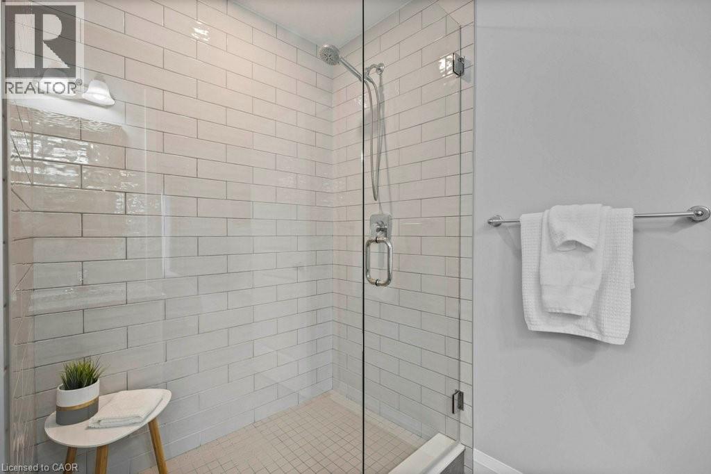 904 Chapel Hill Court, Kitchener, Ontario  N2R 0P4 - Photo 22 - 40768879