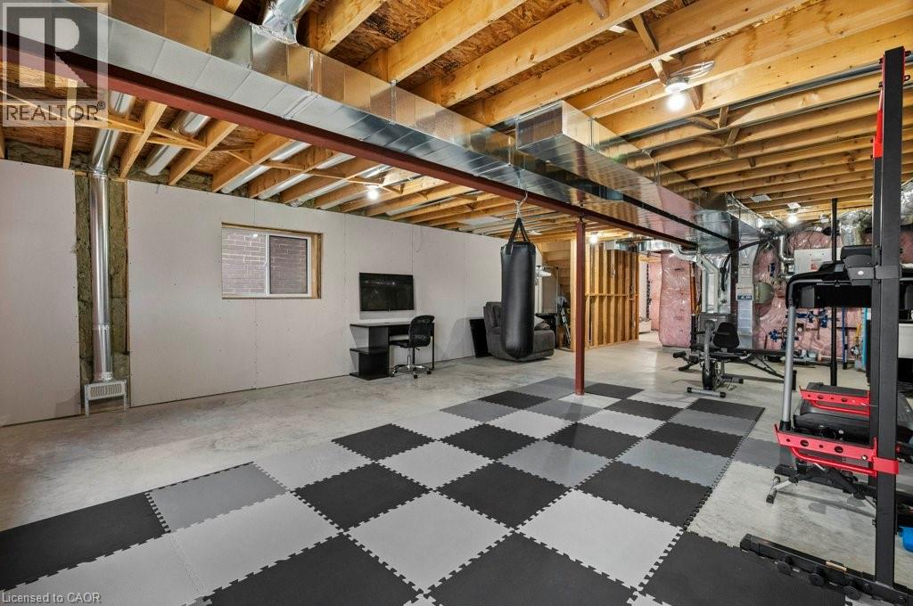 904 Chapel Hill Court, Kitchener, Ontario  N2R 0P4 - Photo 33 - 40768879