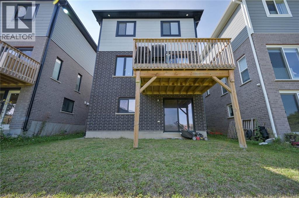 904 Chapel Hill Court, Kitchener, Ontario  N2R 0P4 - Photo 37 - 40768879