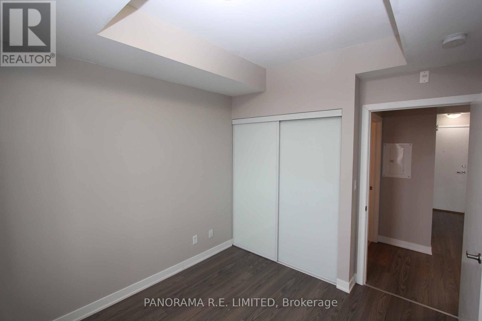 318 - 3560 St Clair Avenue E, Toronto, Ontario  M1K 2A7 - Photo 9 - E12537324