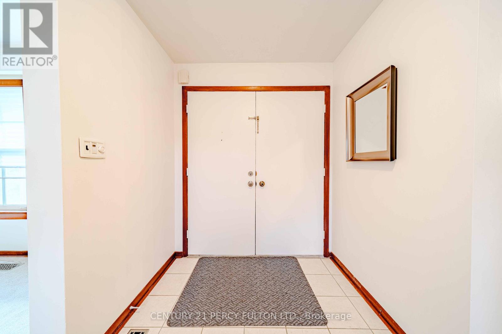 3 Griselda Crescent, Toronto, Ontario  M1G 3P5 - Photo 5 - E12537366