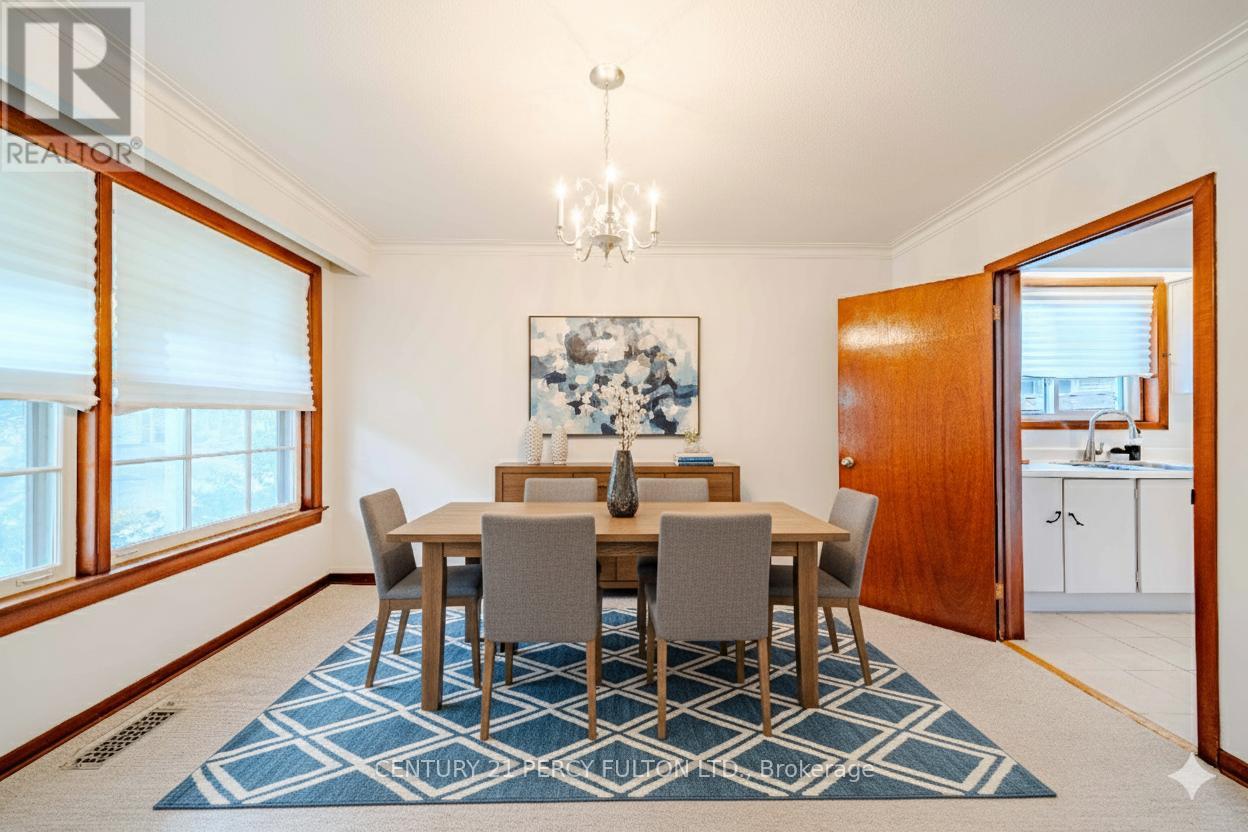 3 Griselda Crescent, Toronto, Ontario  M1G 3P5 - Photo 9 - E12537366