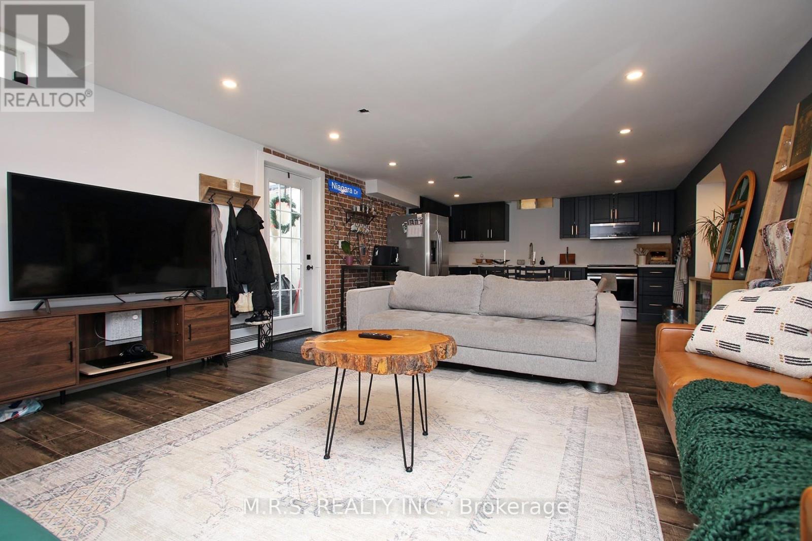 Bsmnt - 1408 Aldergrove Court, Oshawa, Ontario  L1K 2Y4 - Photo 3 - E12537370