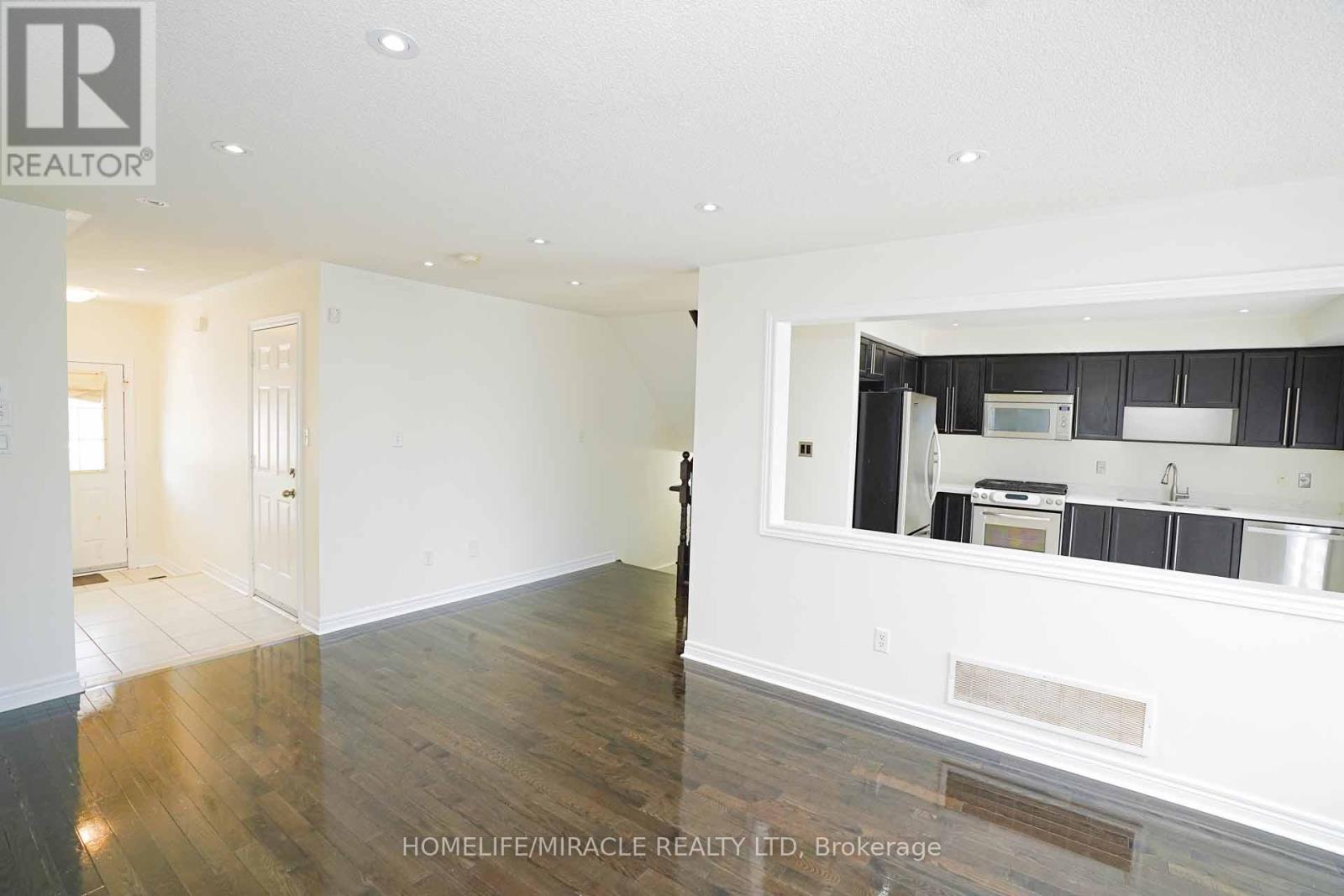 15 Atherton Avenue, Ajax, Ontario  L1T 4Y3 - Photo 10 - E12537446