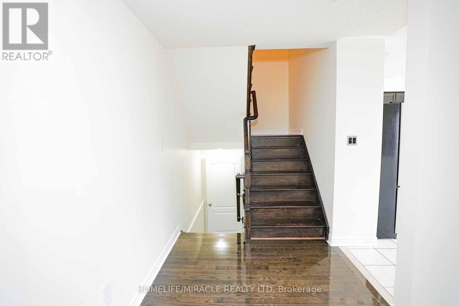 15 Atherton Avenue, Ajax, Ontario  L1T 4Y3 - Photo 14 - E12537446