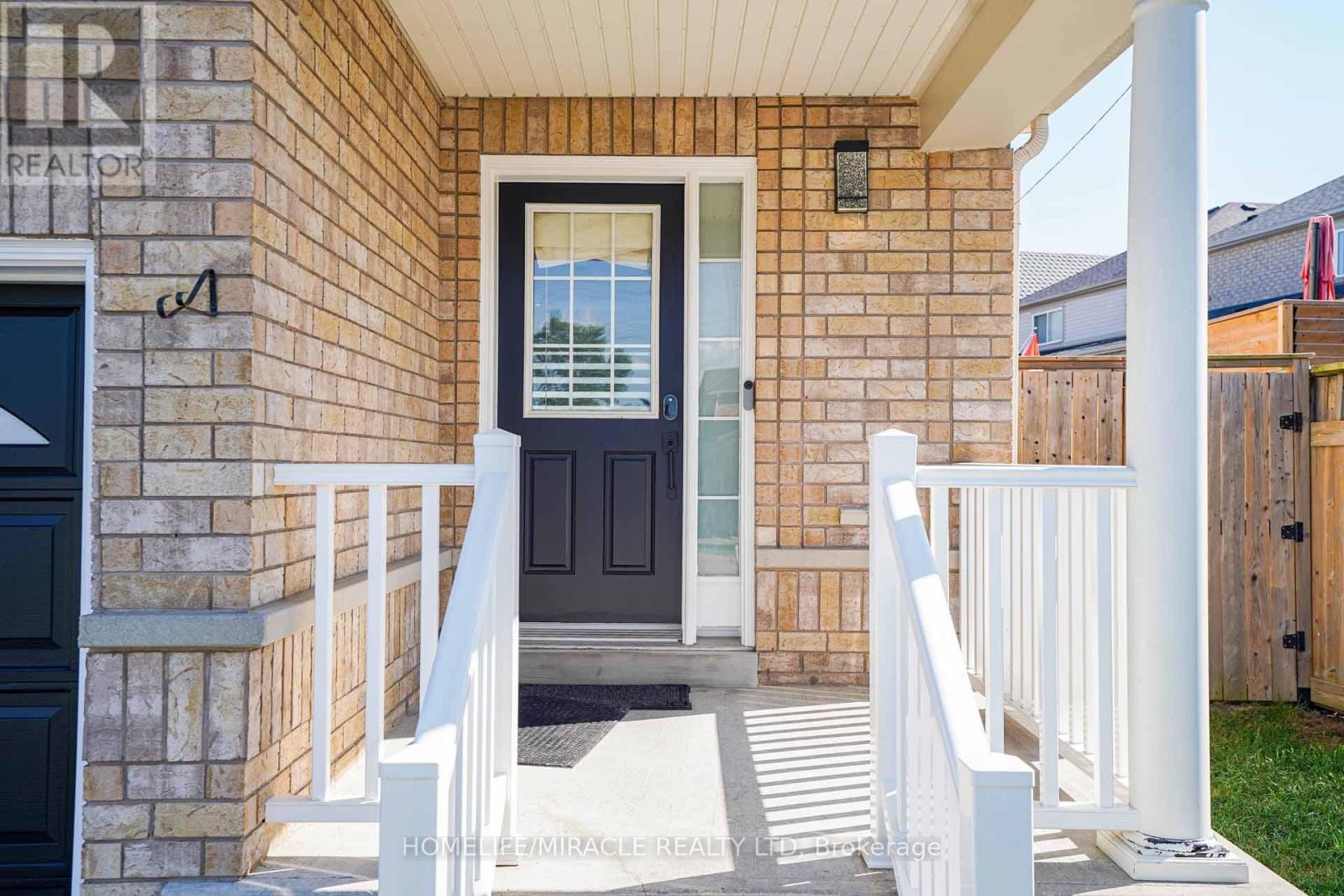 15 Atherton Avenue, Ajax, Ontario  L1T 4Y3 - Photo 4 - E12537446