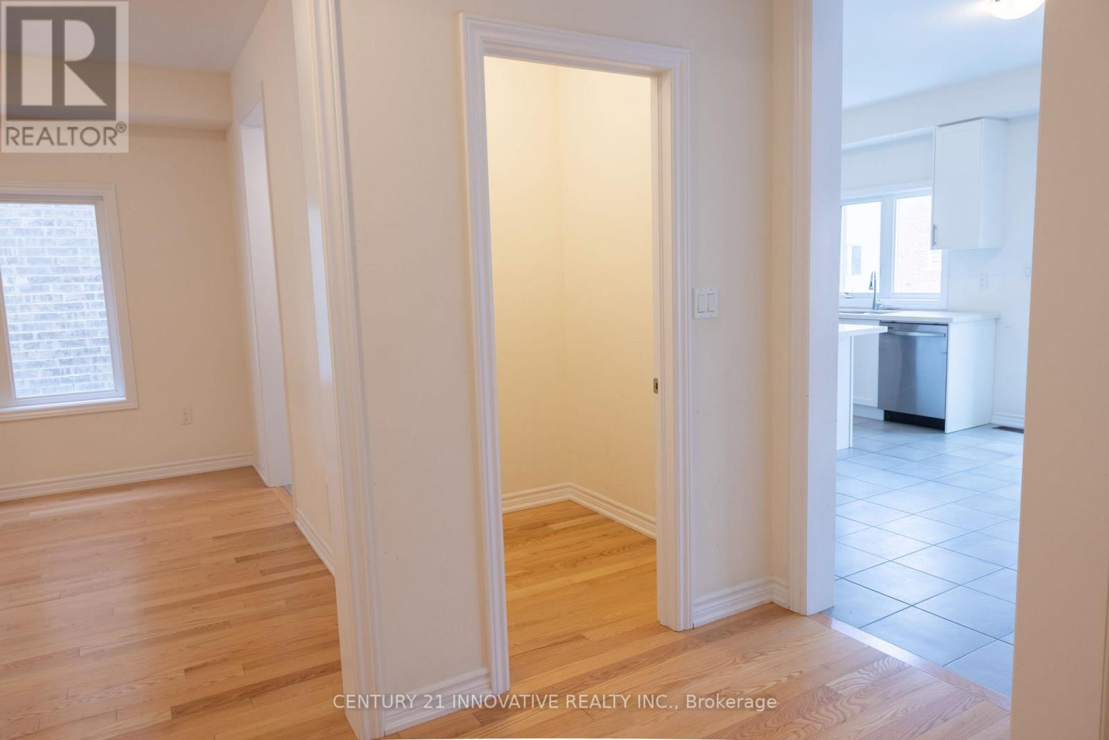 1219 Shankel Road, Oshawa, Ontario  L1K 3G2 - Photo 6 - E12537452