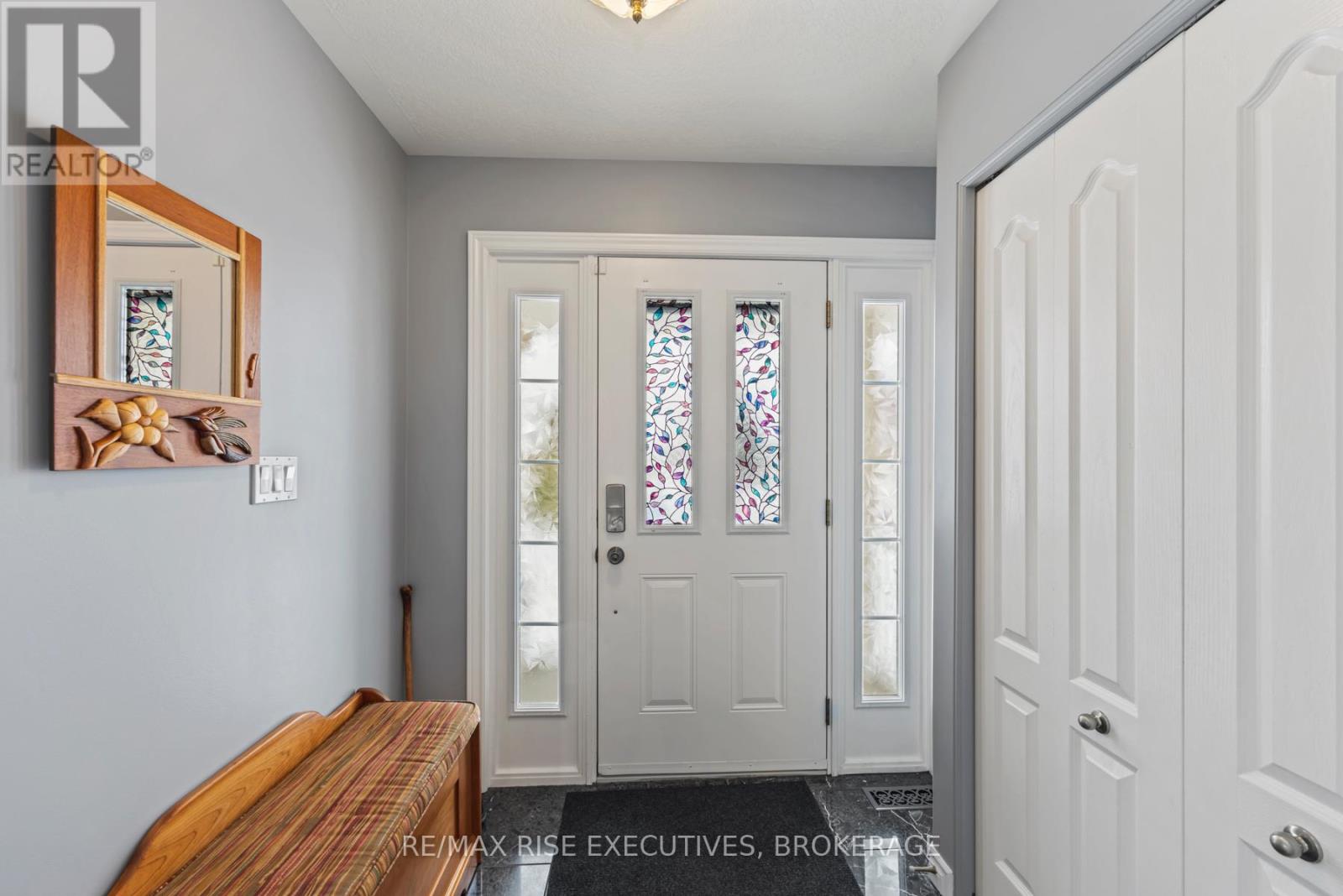 1171 Richwood Court, Kingston, Ontario  K7P 3J1 - Photo 5 - X12537730