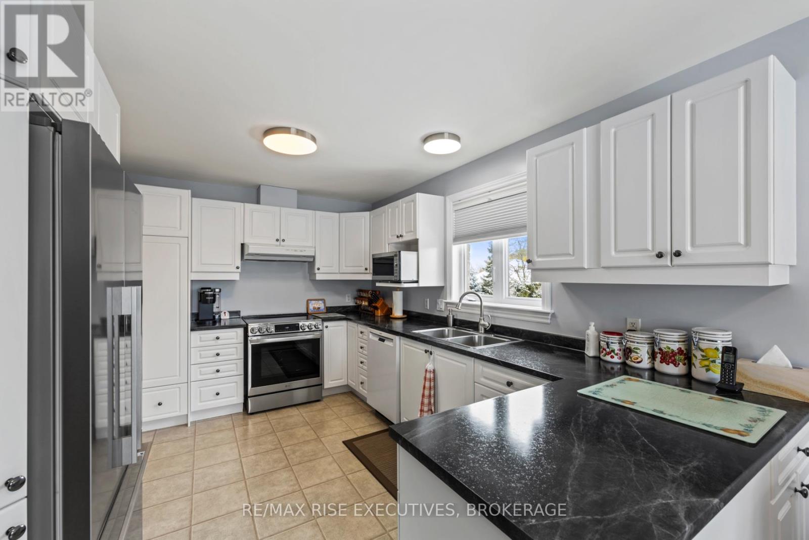 1171 Richwood Court, Kingston, Ontario  K7P 3J1 - Photo 9 - X12537730