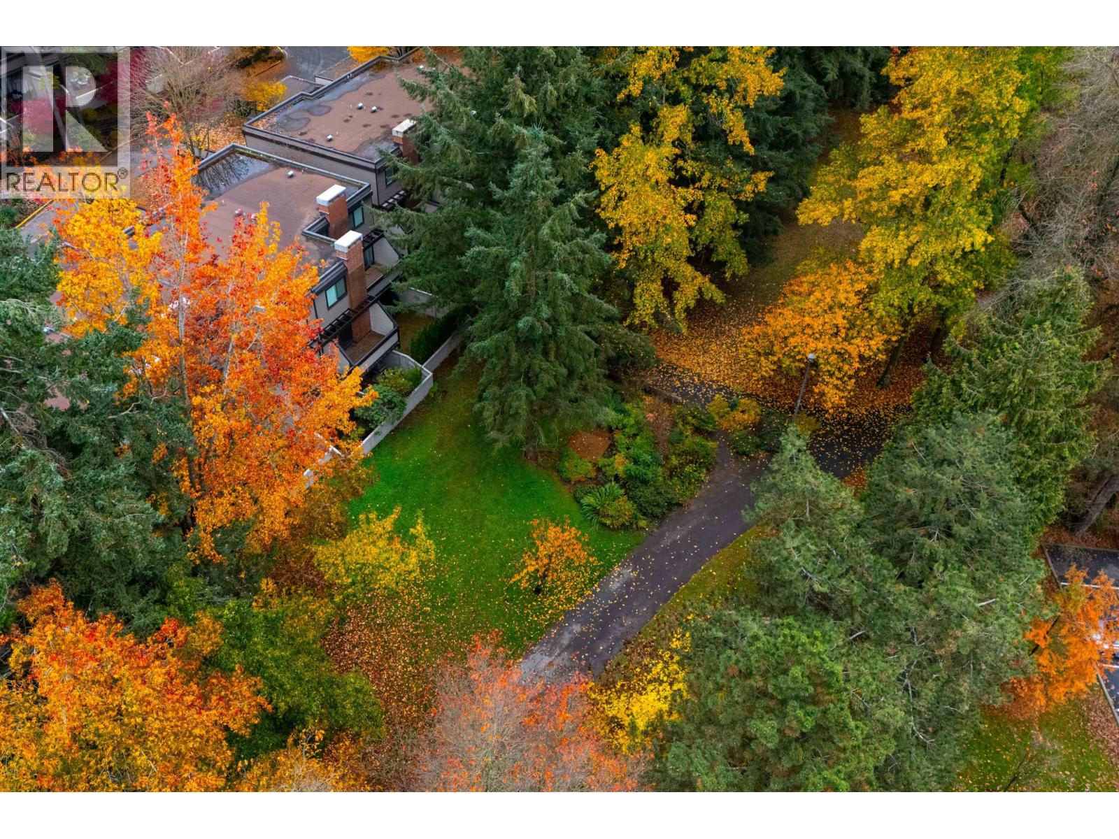 4083 Parkway Drive, Vancouver, British Columbia  V6L 3C9 - Photo 2 - R3058696