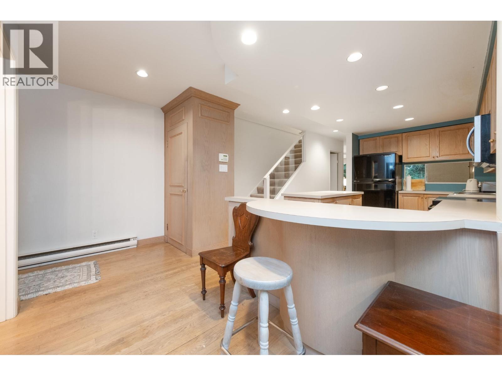 4083 Parkway Drive, Vancouver, British Columbia  V6L 3C9 - Photo 6 - R3058696