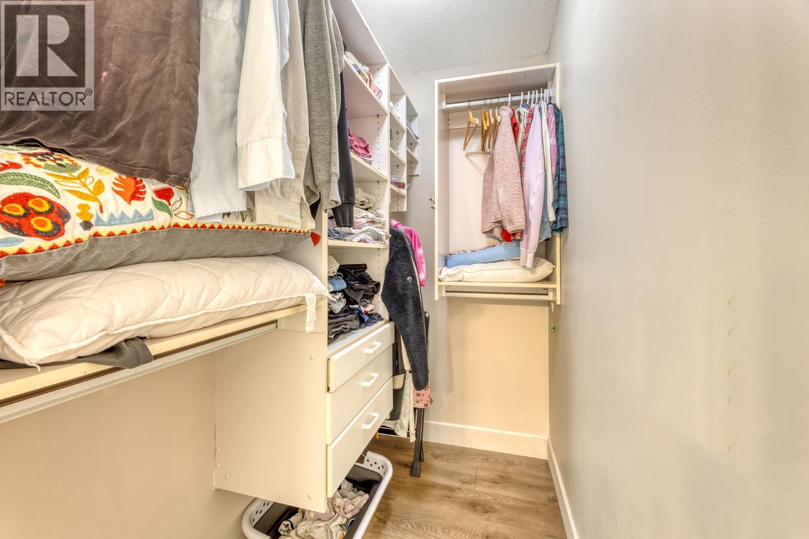 22970 126 Avenue, Maple Ridge, British Columbia  V2X 0S7 - Photo 11 - R3056222