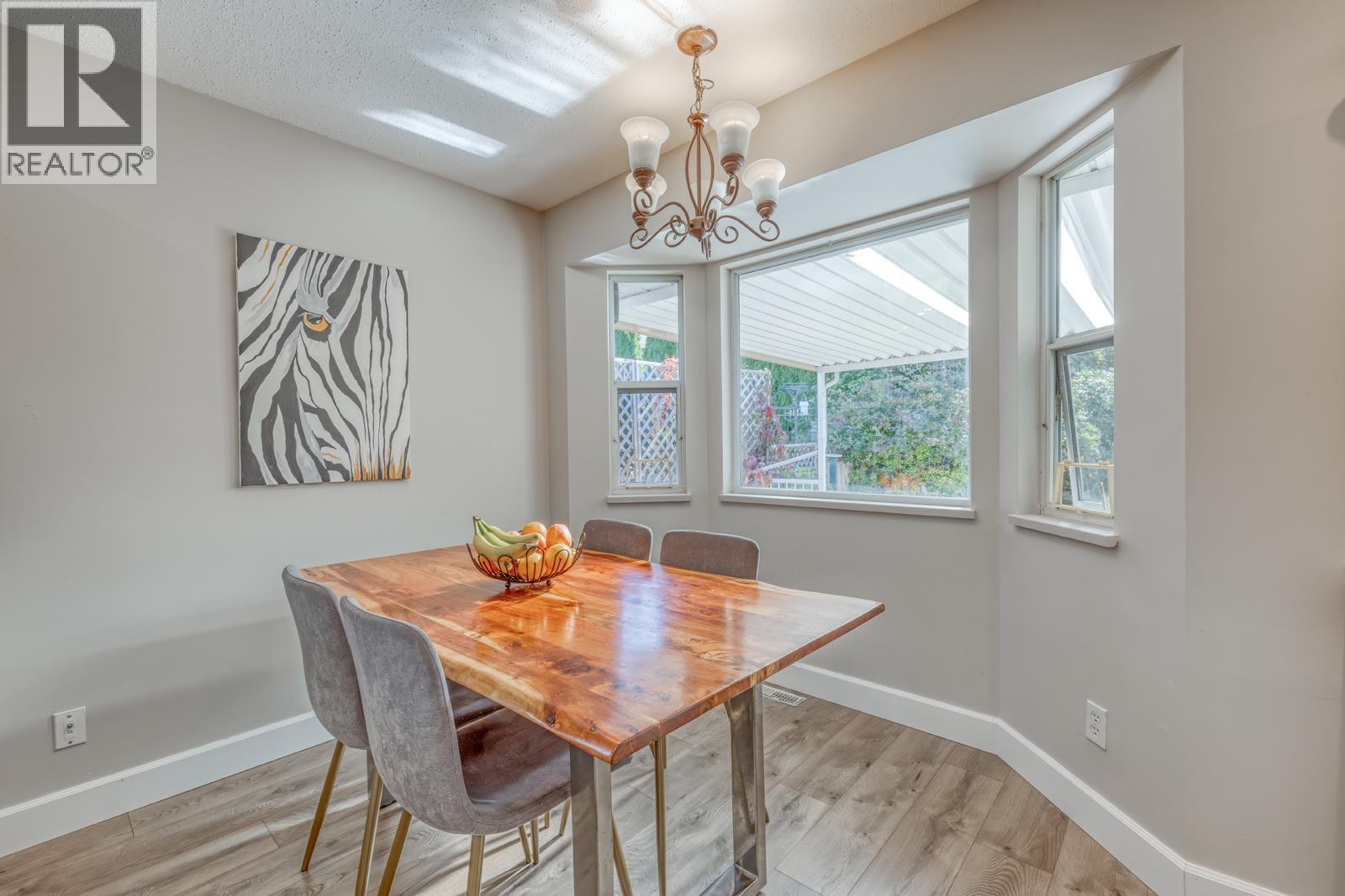 22970 126 Avenue, Maple Ridge, British Columbia  V2X 0S7 - Photo 5 - R3056222