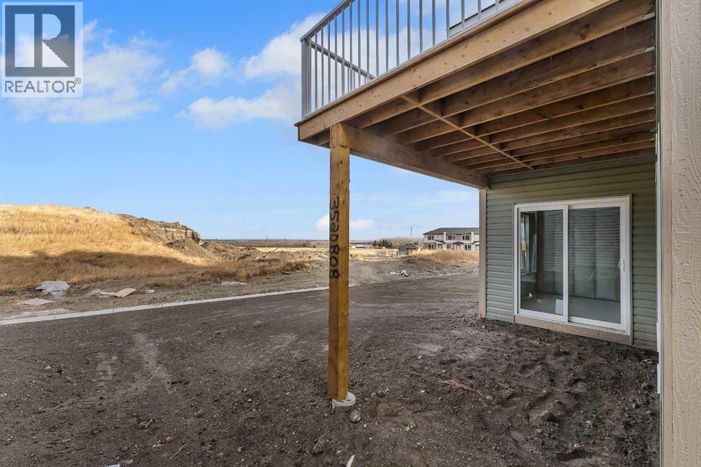 1172 Iron Ridge Avenue, Crossfield, Alberta  T0M 0S0 - Photo 10 - A2268768