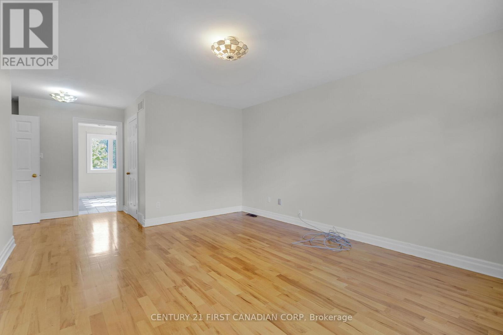 1738 Woodhull Road, London South, Ontario  N6K 4M6 - Photo 22 - X12537482