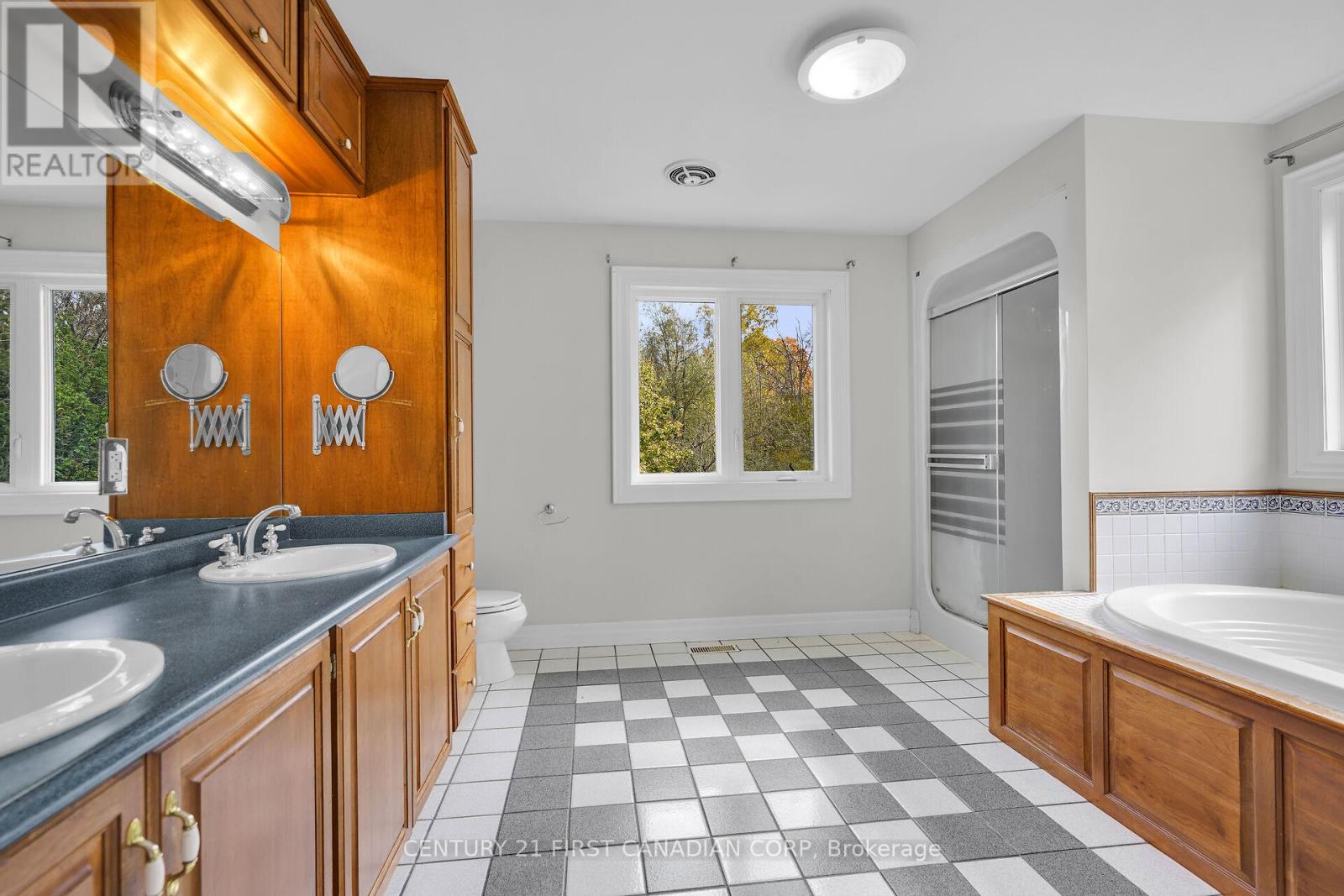 1738 Woodhull Road, London South, Ontario  N6K 4M6 - Photo 23 - X12537482