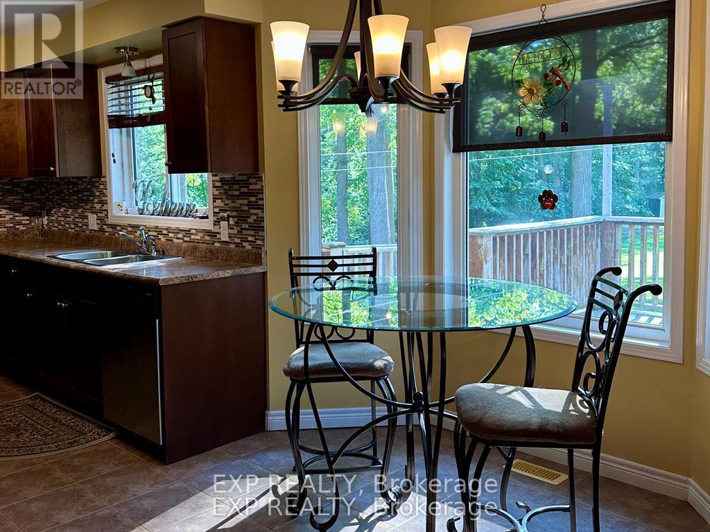 2011 Main Street, Norfolk, Ontario  N0E 1X0 - Photo 12 - X12537570