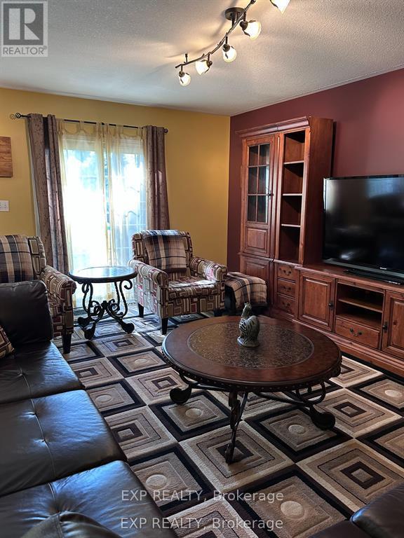 2011 Main Street, Norfolk, Ontario  N0E 1X0 - Photo 14 - X12537570