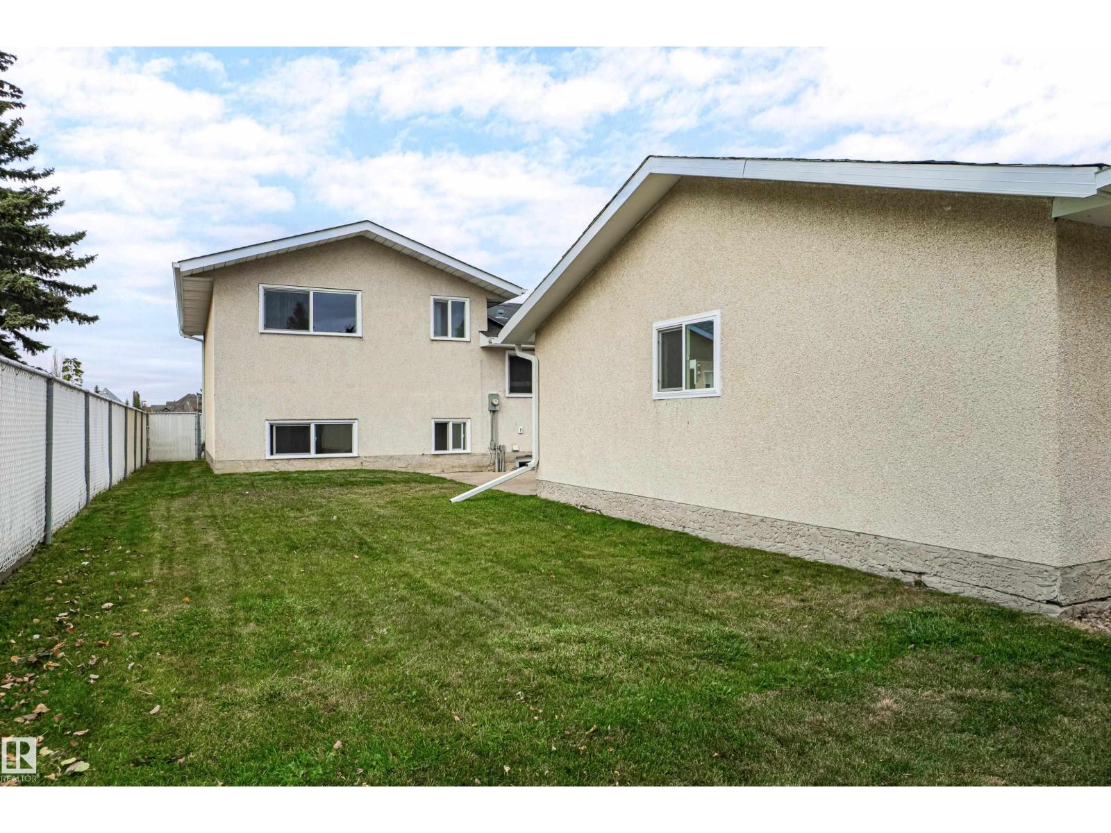 9701 100, Morinville, Alberta  T8R 1G6 - Photo 10 - E4465454