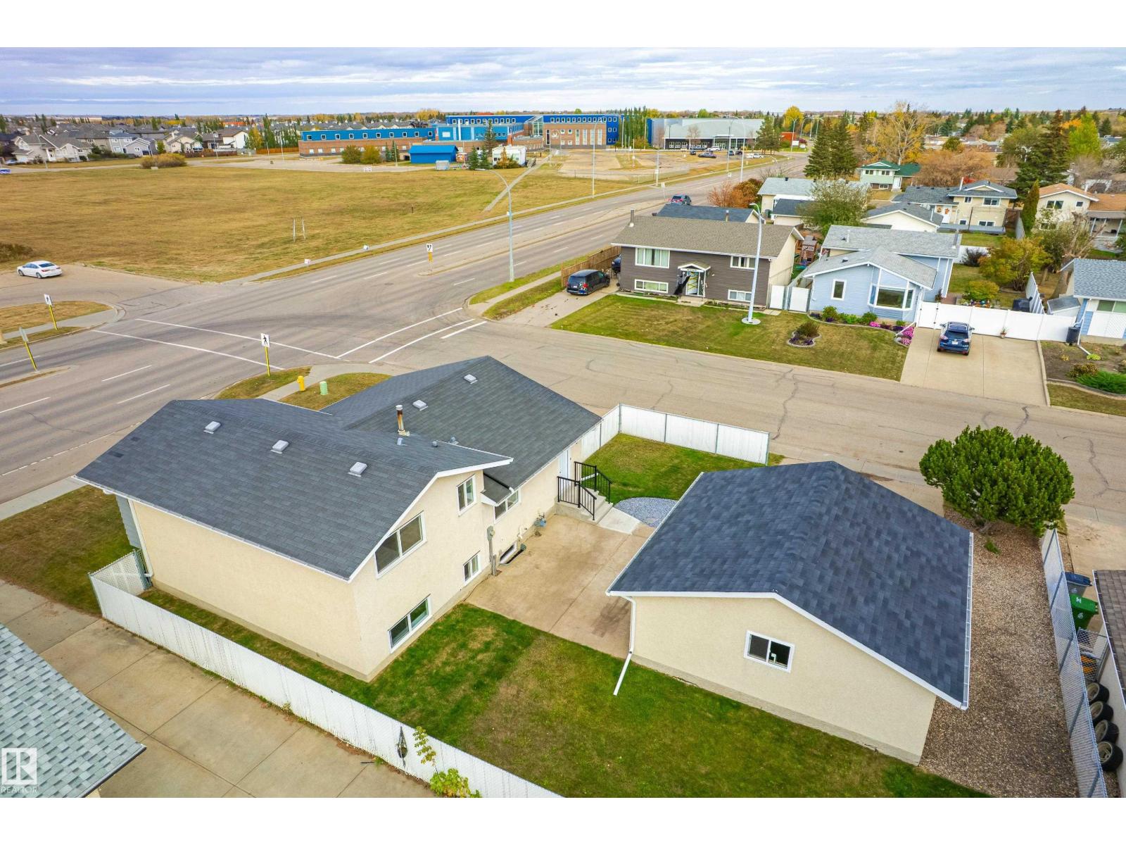 9701 100, Morinville, Alberta  T8R 1G6 - Photo 11 - E4465454