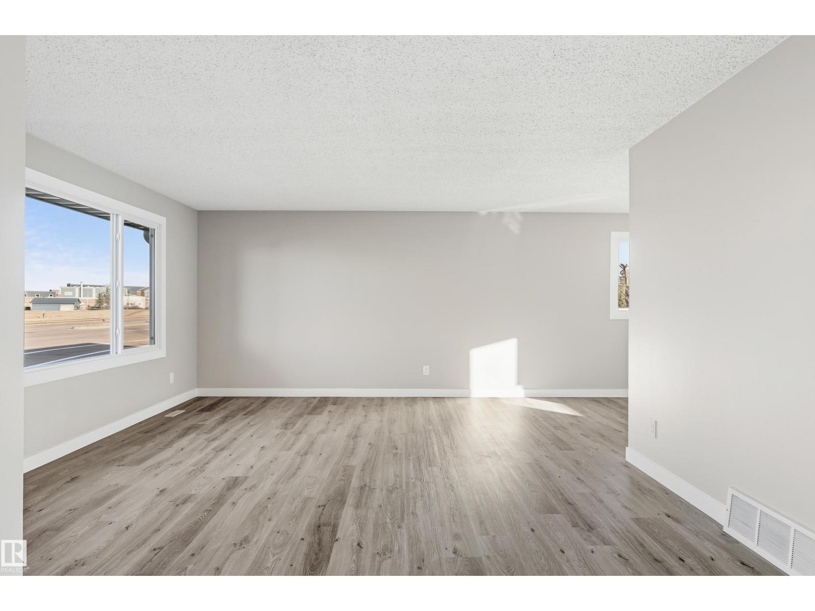 9701 100, Morinville, Alberta  T8R 1G6 - Photo 21 - E4465454