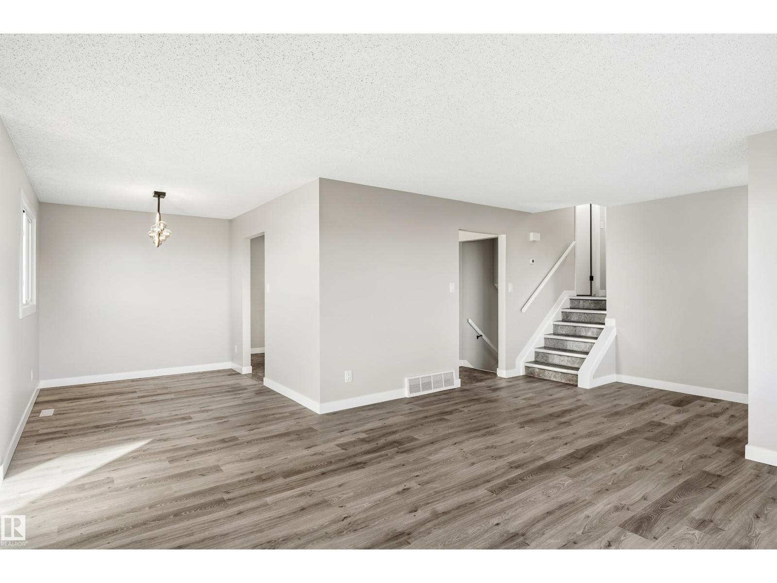 9701 100, Morinville, Alberta  T8R 1G6 - Photo 22 - E4465454