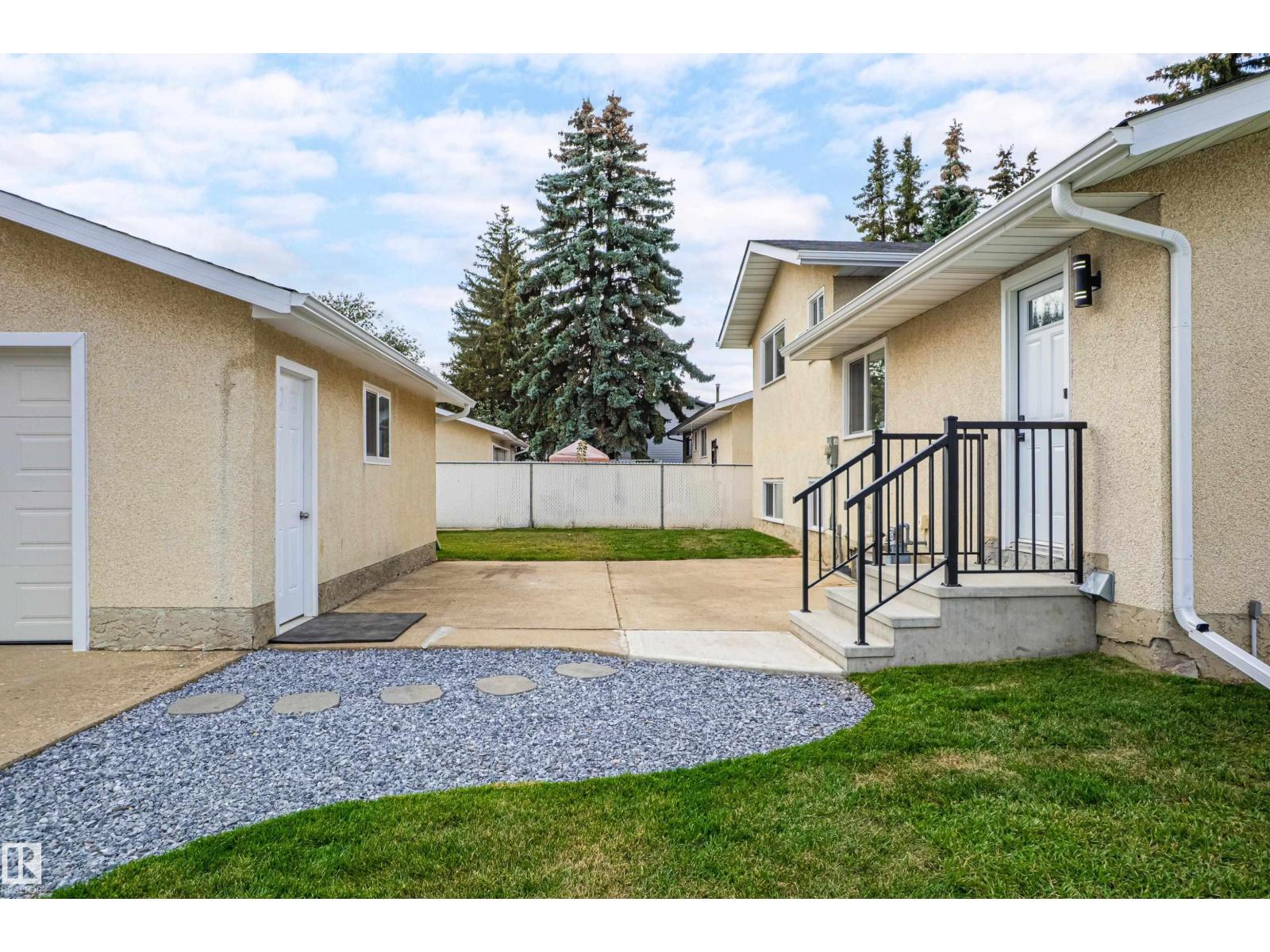 9701 100, Morinville, Alberta  T8R 1G6 - Photo 8 - E4465454