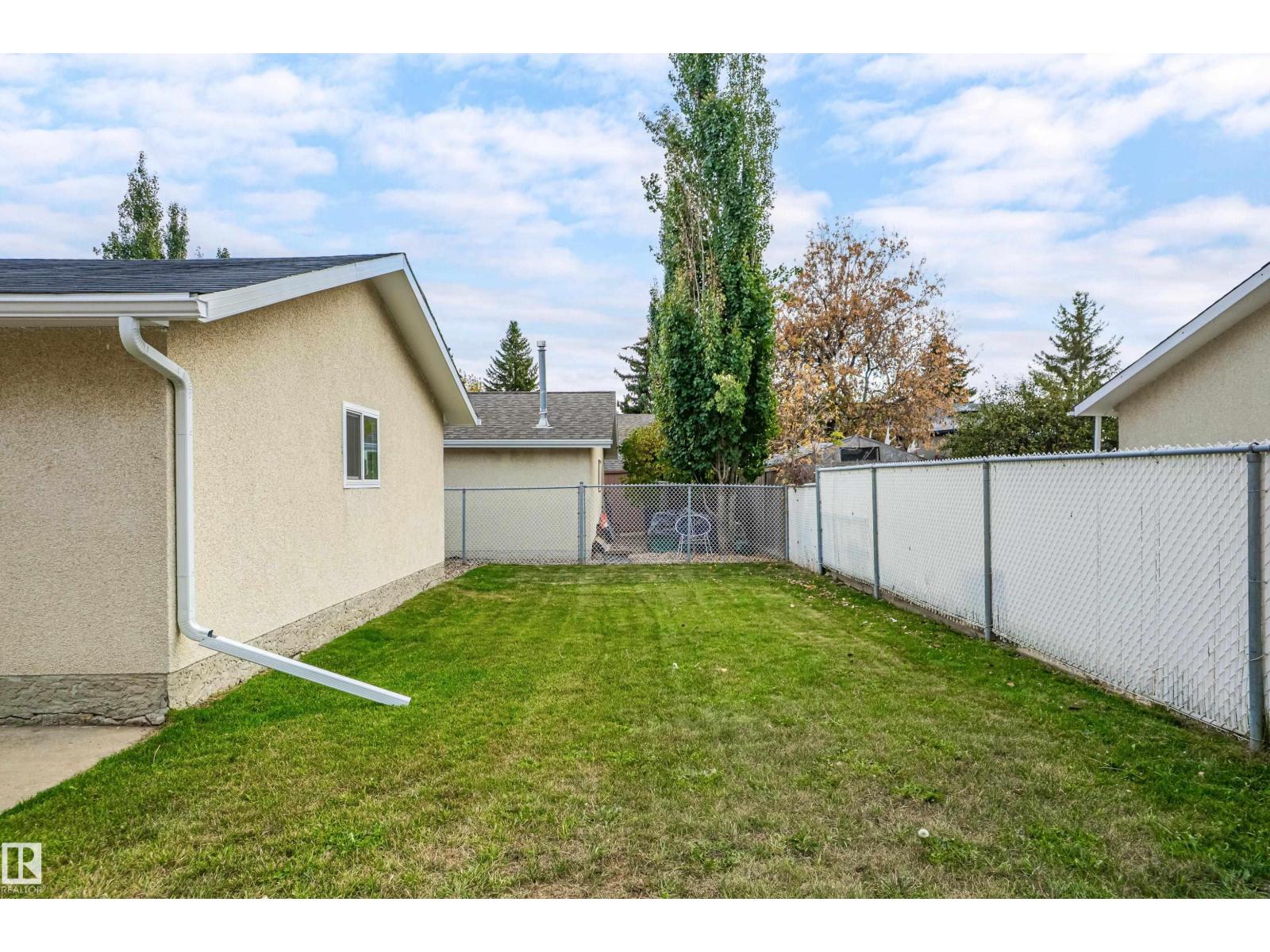 9701 100, Morinville, Alberta  T8R 1G6 - Photo 9 - E4465454