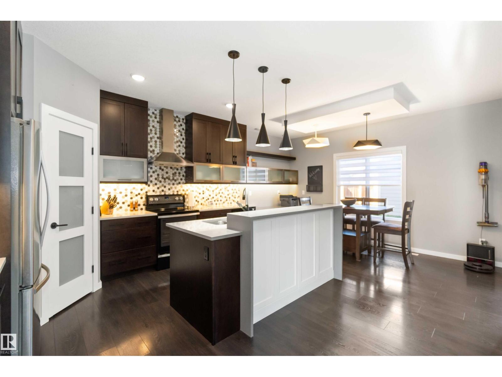 2122 Glenridding Wy Sw, Edmonton, Alberta  T6W 2H4 - Photo 9 - E4465460