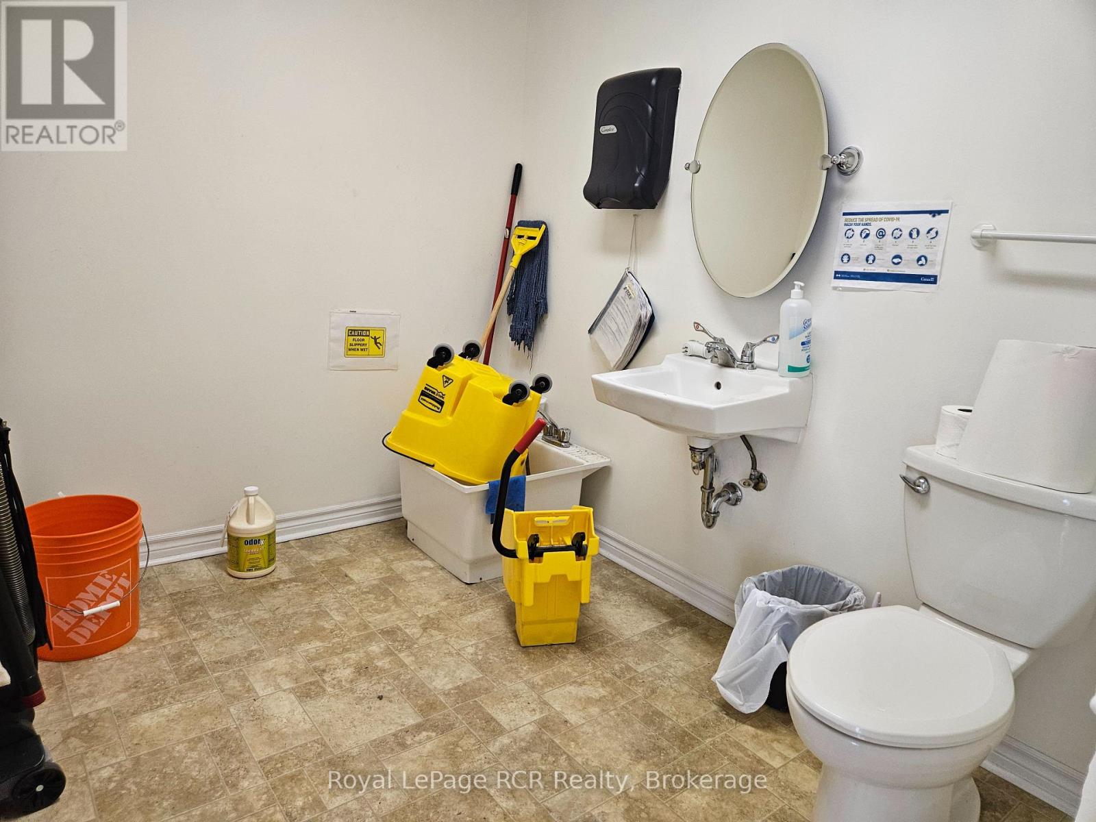 236 8th Street E, Owen Sound, Ontario N4K 1L1 - Photo 14 - X12537668